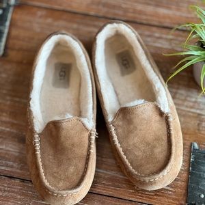 Ansley UGG Slippers